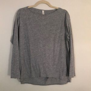 Lululemon Top Back in Action Gray